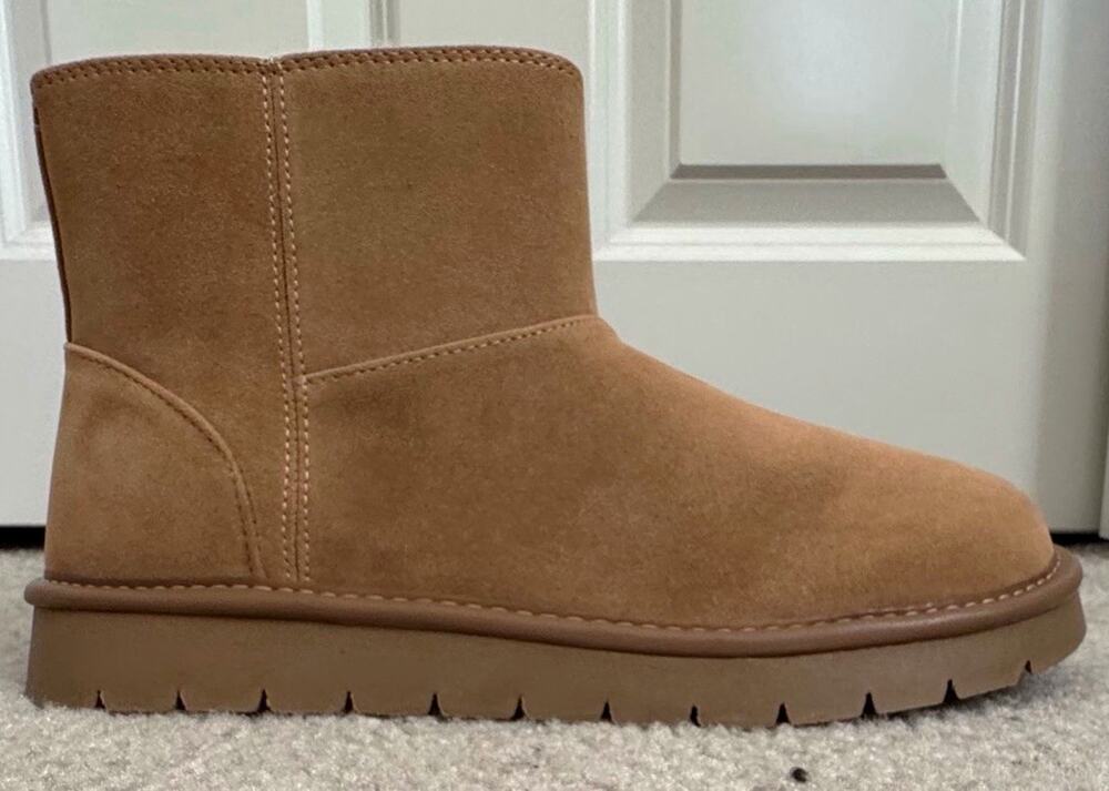 Universal Thread May Boots Womens 8 Tan Faux Suede Fur Lined Memory Foam NWT